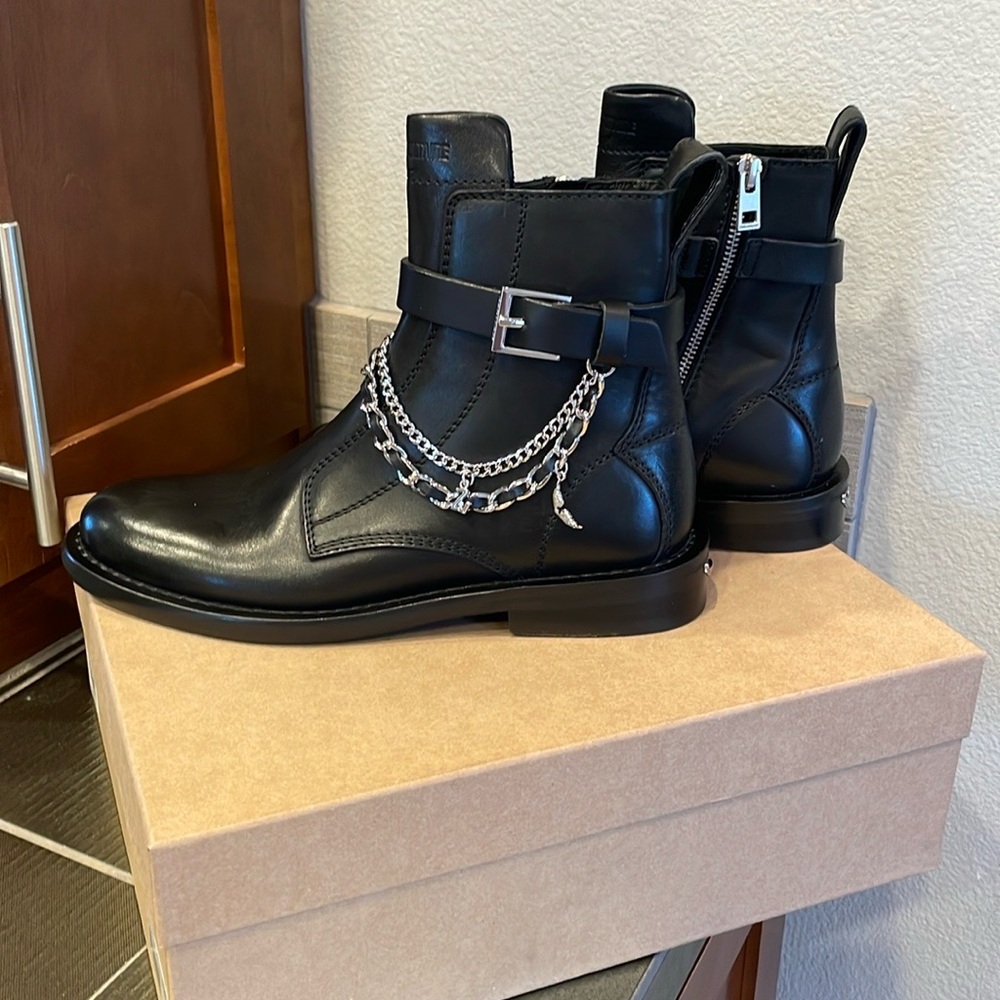 Zadig & Voltaire biker boots. Black Leather Ankle Boots with Silver Chain